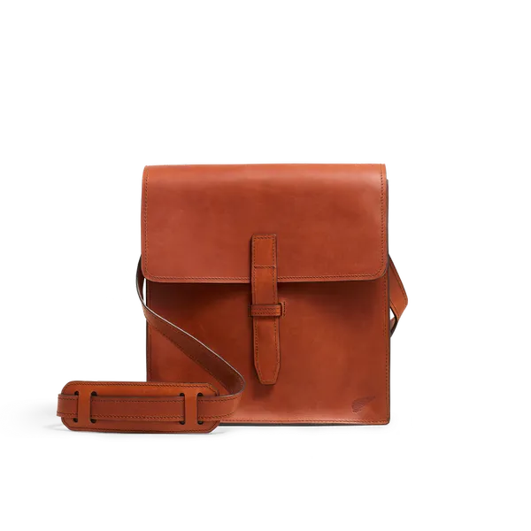 Multi-Pocket Explorer Bag in Oro Legacy