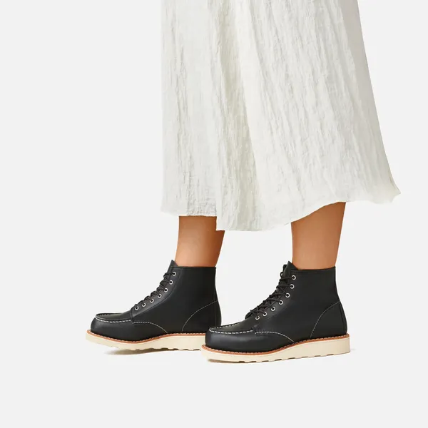 Women's 6-Inch Classic Moc Short Boot in Black Leather 3373 - Image 2